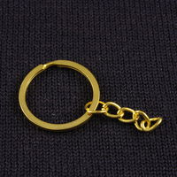 Кольцо витое с цепочкой 28 мм золотое для флешек U12