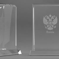 Награды из стекла в виде рамки на подставке с индивидуальной гравировкой